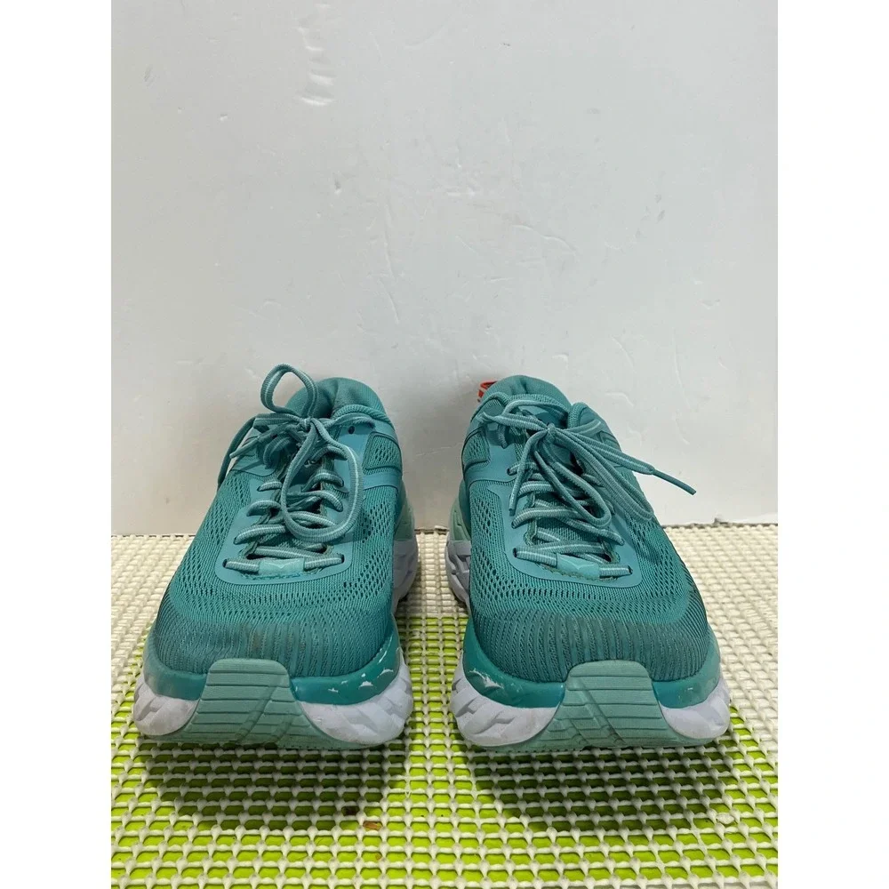 Hoka One One hoka one
